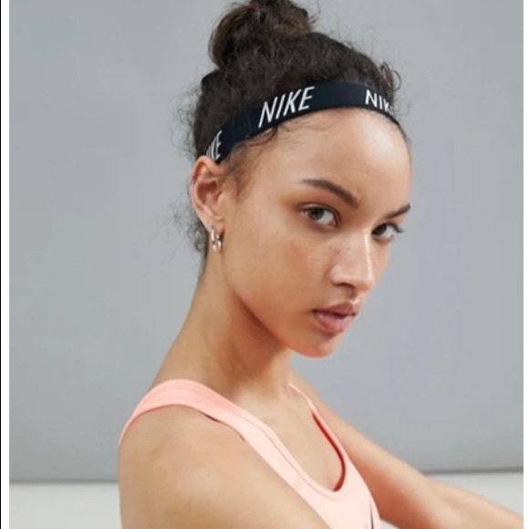 5 Nike Swoosh skinny headband - Picture 2 of 6